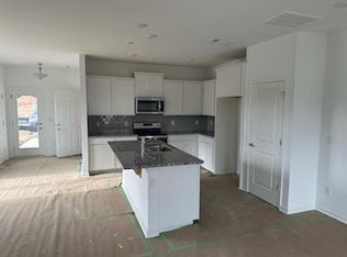 16333 Leading St, Charlotte, NC 28273