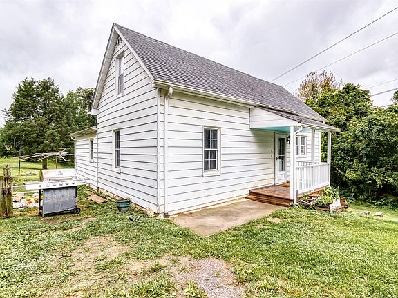 5th image of 4164 Shamrock Cir