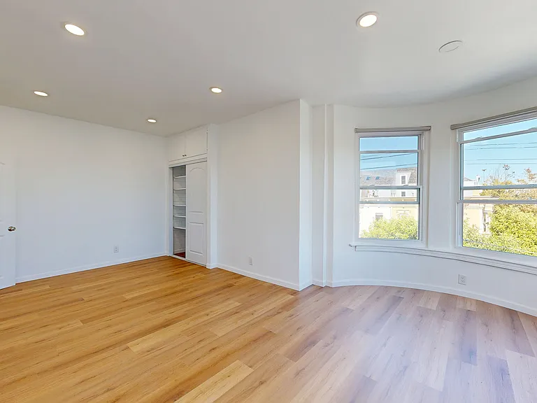 105 Webster St #1 — Photo 5