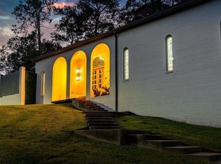 2230 Ridgewood Dr, Laurel, MS 39440