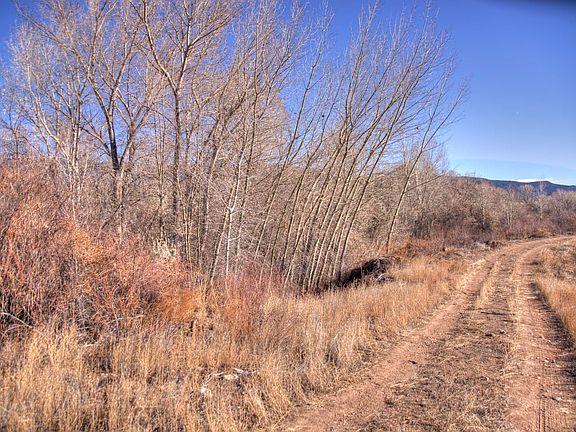 4th image of 80 Acres In Farisita