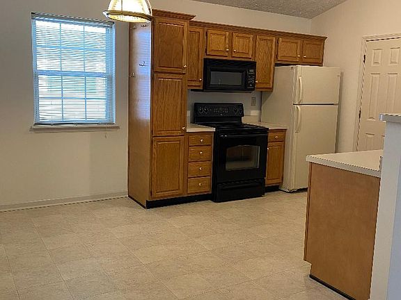2nd image of 344 Forest Hill Dr