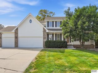 16117 Drexel Cir, Omaha, NE 68135