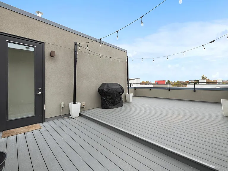 3048 Wilson Ct #2 — Photo 26