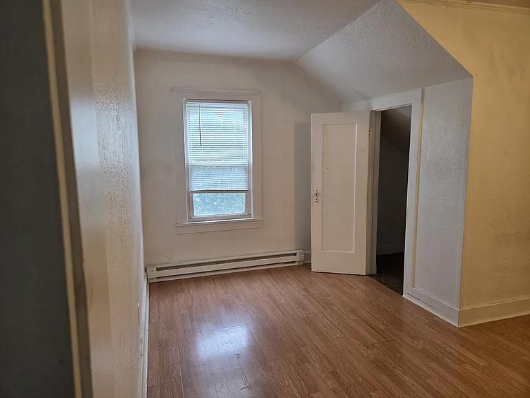 353 Main St #3 — Photo 6