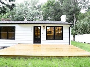 156 Compo Rd N, Westport, CT 06880