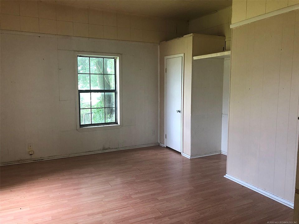 2nd image of 308 E Taliaferro St