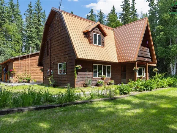 2540 Whitman Rd, North Pole, AK 99705