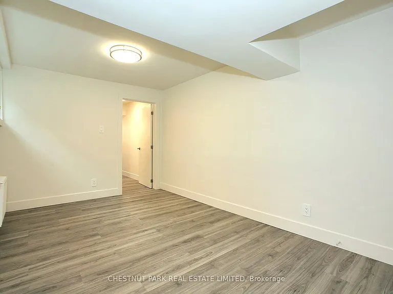 1450 Avenue Rd #1 — Photo 9