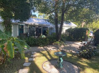 145 Avenue L #A, Apalachicola, FL 32320
