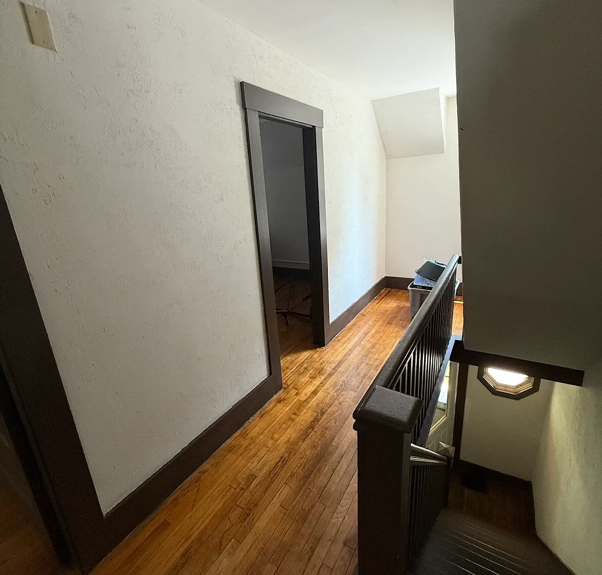 2 bed, 1092 sqft, $1,800 — Photo 4