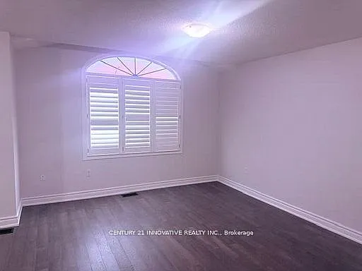 4 bed, $2,600 — Photo 2