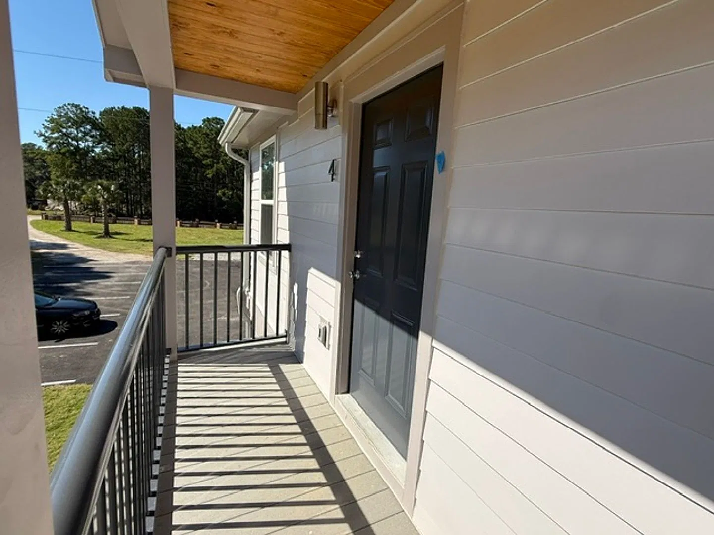 2 Bedroom 2 Bath Apartment in Goose Creek — Photo 3