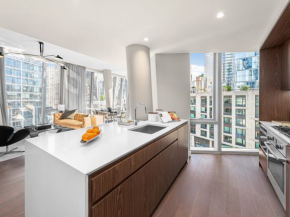 5th image of 645 W 59th St APT 1601