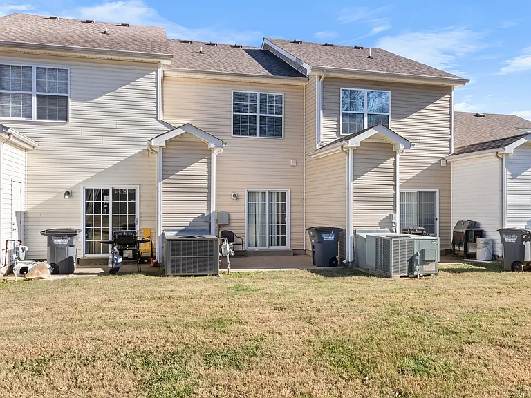 129 Alexander Blvd — Photo 32