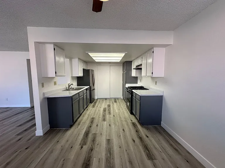 6713 W Charleston Blvd #3 — Photo 7