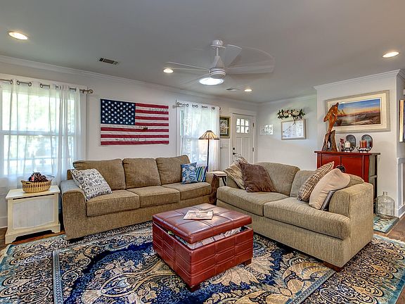 4th image of 445 Dupre Rd