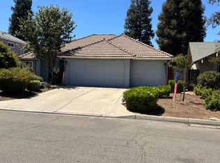 6313 N Gentry Ave, Fresno, CA