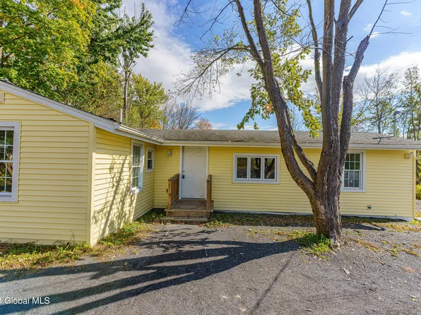 1191 New Loudon Road, Cohoes, NY 12047