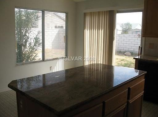 3rd image of 5512 Cypress Creek St