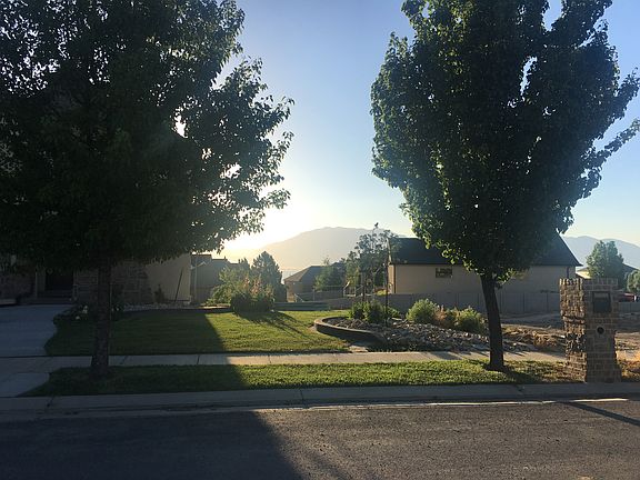 4th image of 4108 S Sandpiper Ln