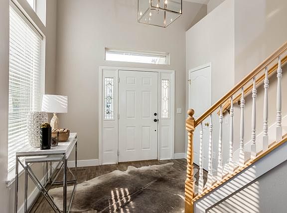 2nd image of 281 E Park Knoll Cir