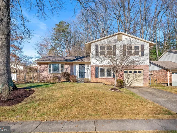 5238 Harrowby Ct, Fairfax, VA 22032