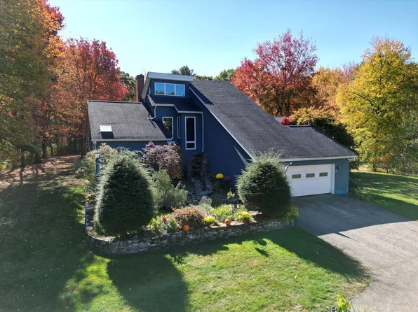 209 Gaffney Rd, Oakham, MA 01068
