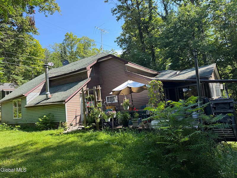 2nd image of 239 Fraternaland Road