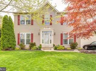 76 Buckskin Ct, Charles Town, WV 25414