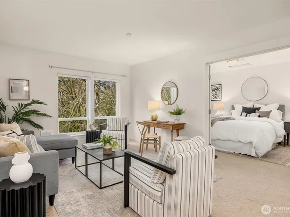 300 High School Road NE #418, Bainbridge Island, WA 98110