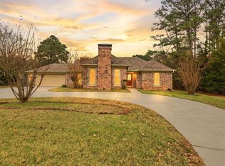 24 Winona Dr, Maumelle, AR 72113