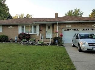 15016 Whitney Rd, Strongsville, OH 44136