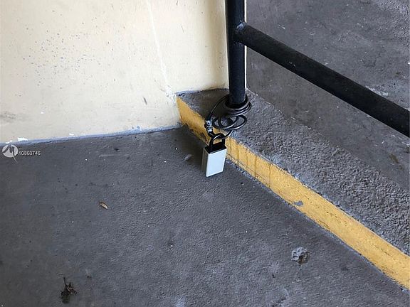 5th image of 901 Hillcrest Dr APT 312