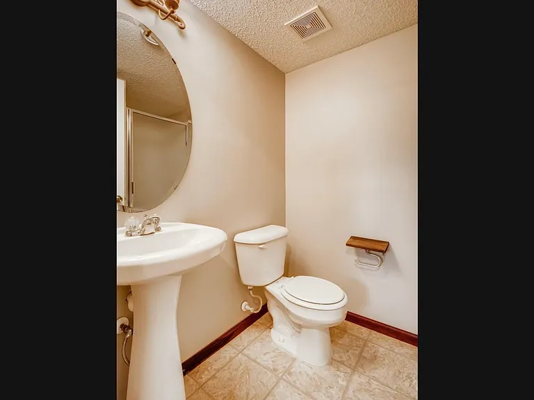 11190 Sandcastle Dr #C — Photo 25