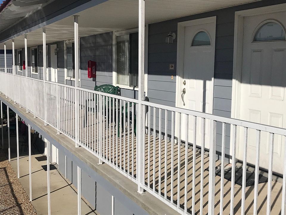 1st image of 1664 Beach Blvd