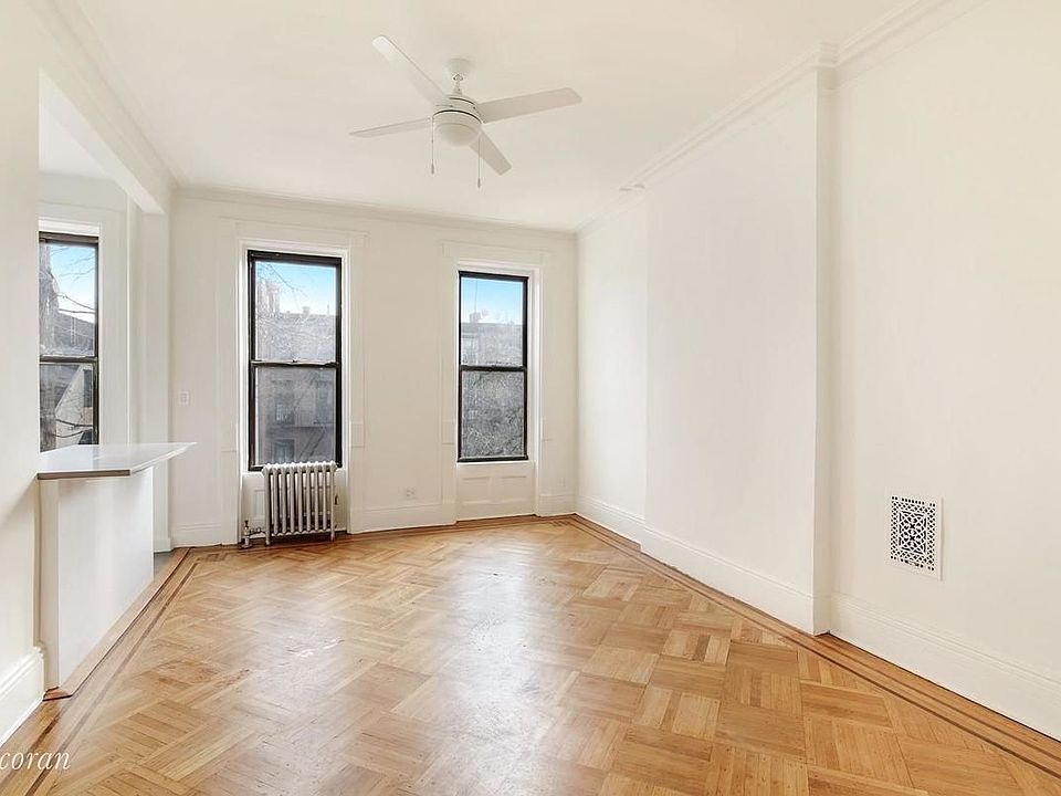 2nd image of 330 Mac Donough St #3