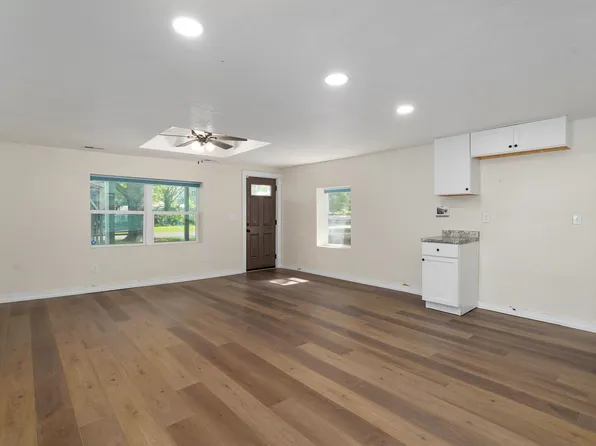 2510 W Madison St, Springfield, MO 65802