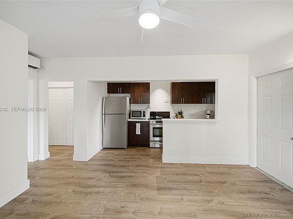5th image of 570 NE 69th St APT 1