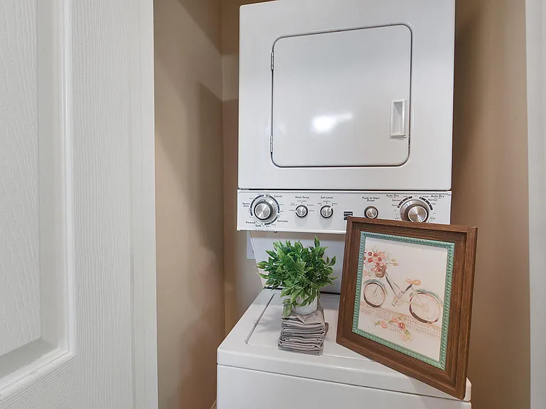 312 Bertrand Dr #100 — Photo 12