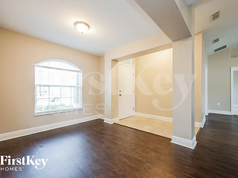 1581 Lemon Ave — Photo 5