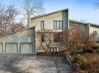 608 Putter Point Ct, Terre Haute, IN 47802