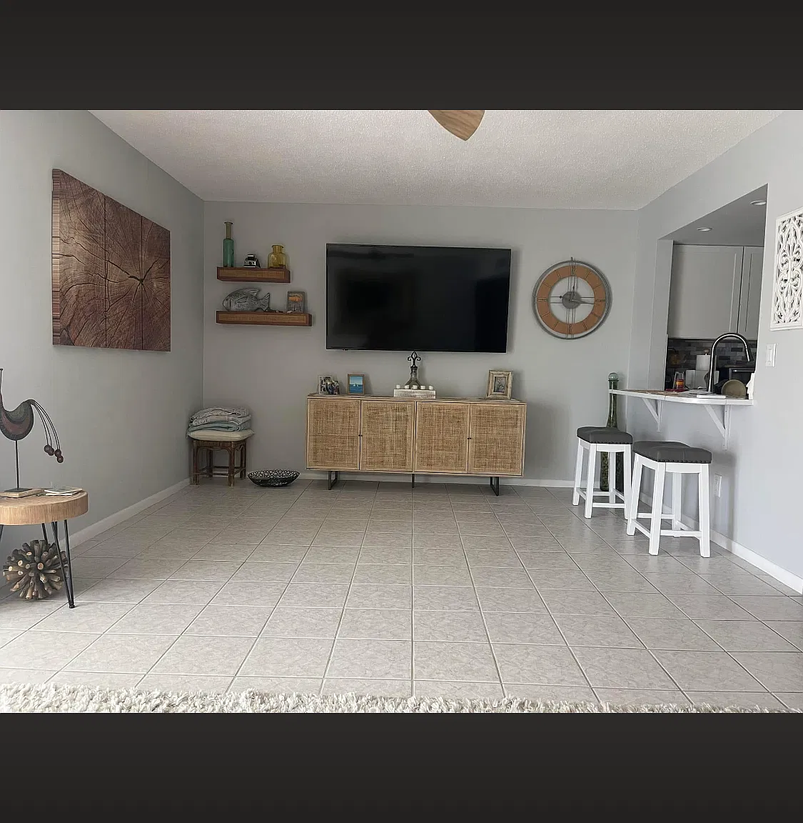 1860 Robalo Dr — Photo 4