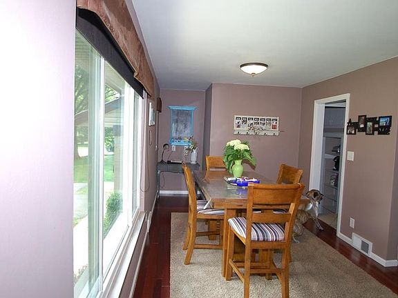 5th image of 203 Marchester Dr