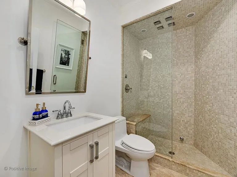 1814 N Lincoln Park W #1 — Photo 13