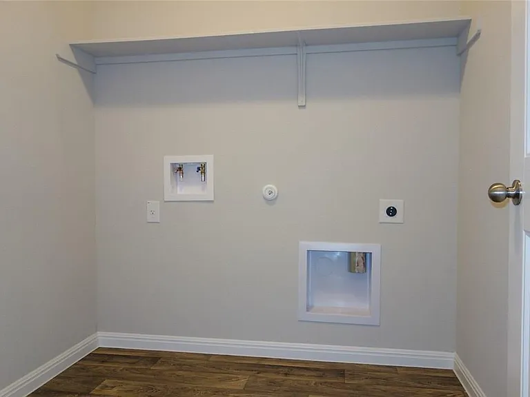 632 Independence Ave — Photo 23