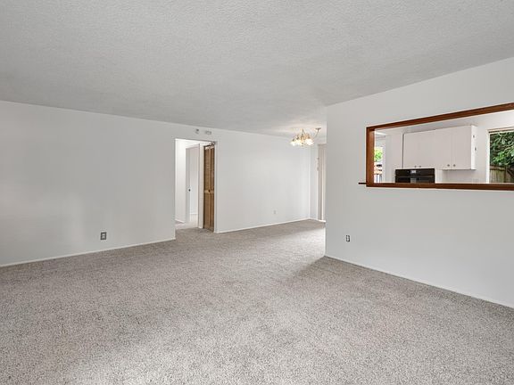 4th image of 326 156th Ave NE