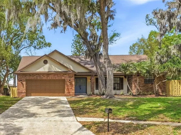 576 Channel Ct, Palm Harbor, FL 34684