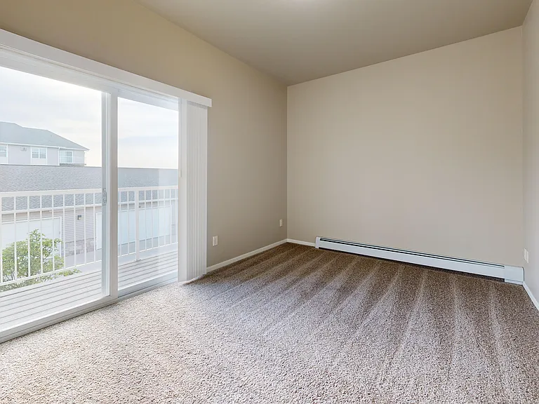 Timber Cove Apartments — Photo 8