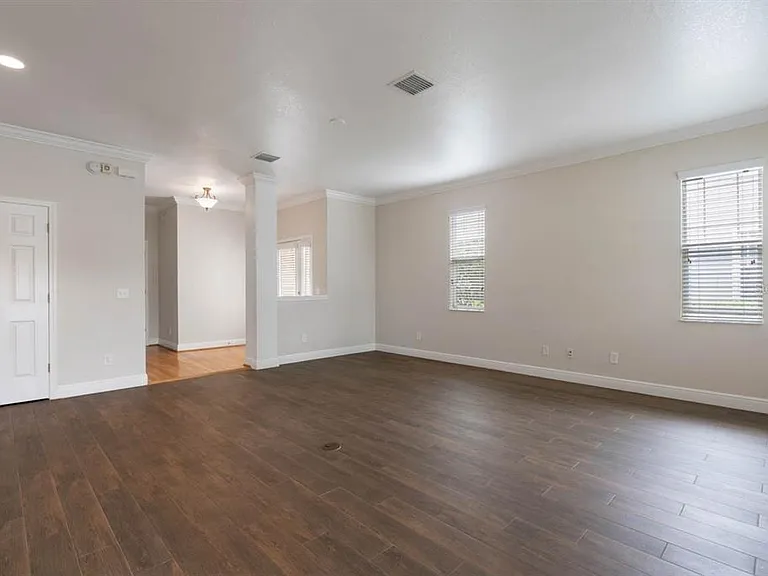 16126 Bridgecrossing Dr — Photo 11